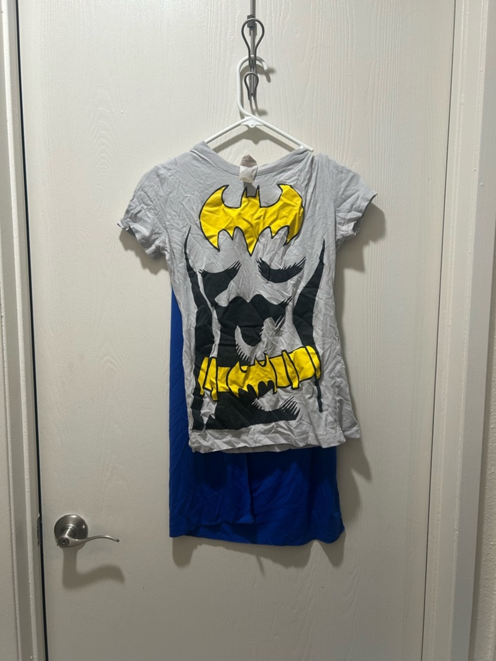 Batman-Inspired Grey and Blue Costume Tee with Cape